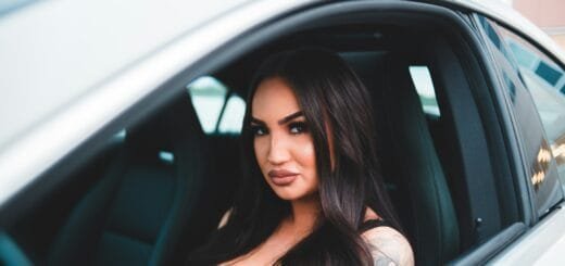 roads, paths, etc.: signed path to Playa del Barronal