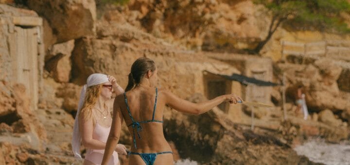 roads, paths, etc.: path over hill from Cala de la Media Luna to Cala Carbón